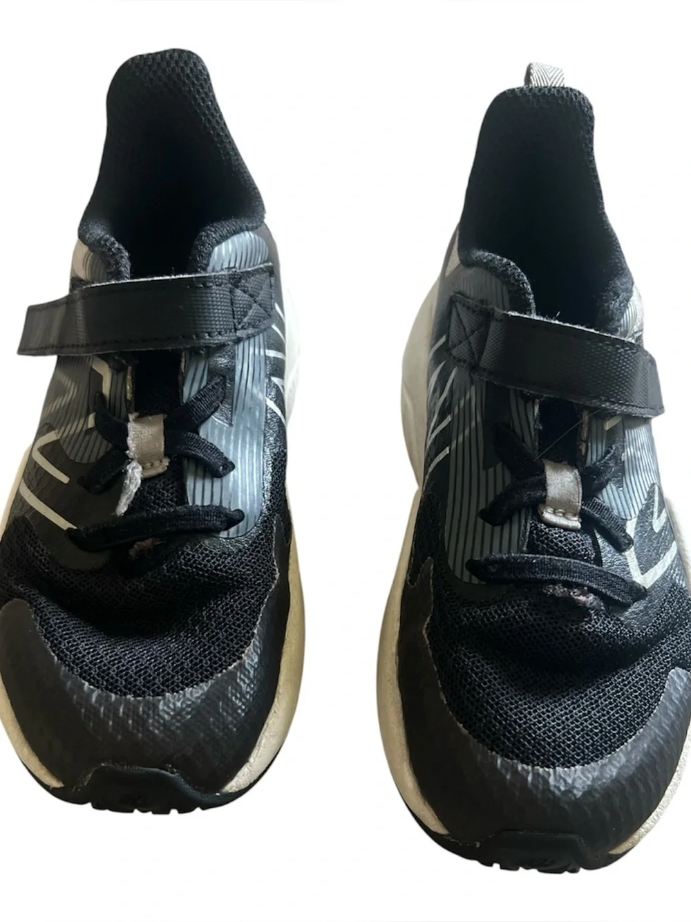 New Balance RAV v2 Kids' Black and White Running Shoes | Size 9.5 Wide